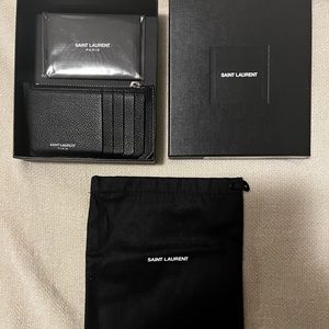 Saint Laurent Zipped Card Case in black